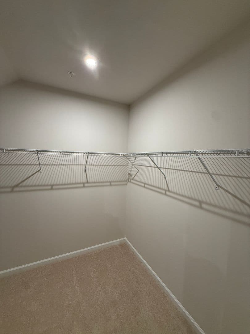 Hyattsville Condo: 6711 Belcrest Rd