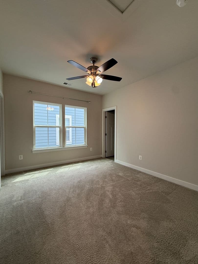Middle River House: 506 Ladywell St