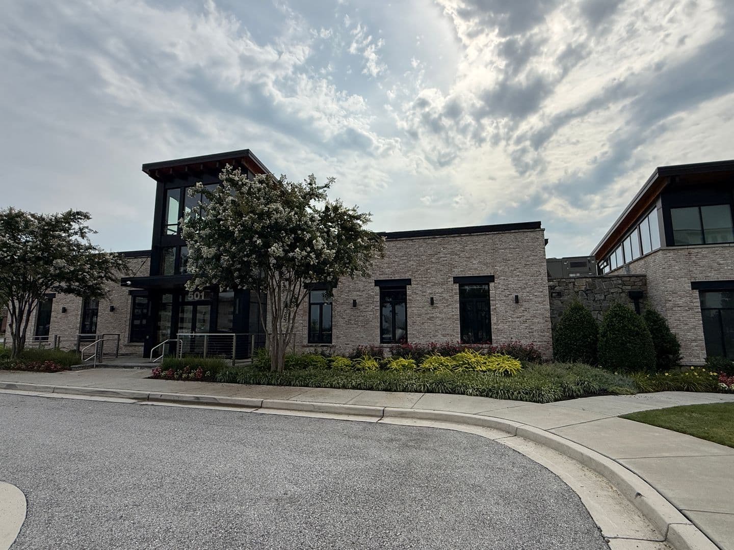Middle River House: 506 Ladywell St