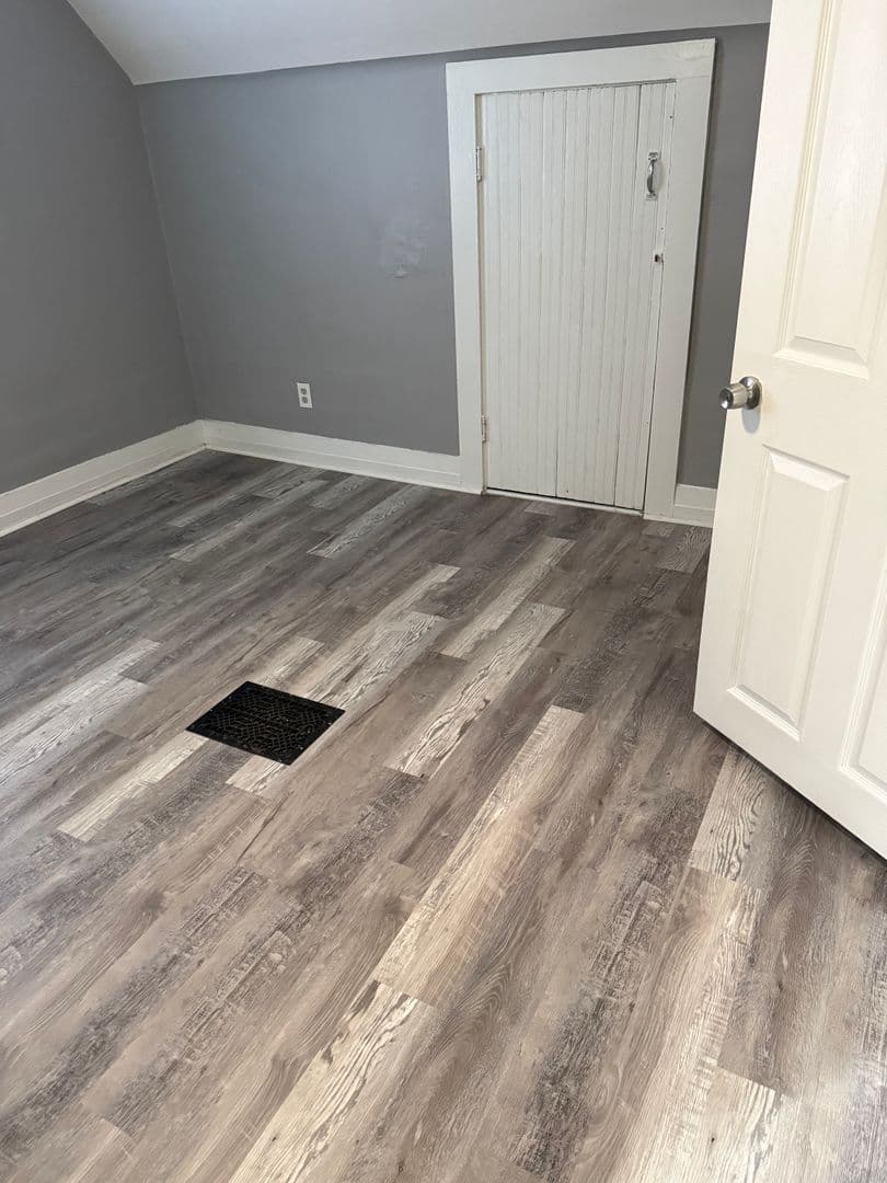 Kansas City Apartment: 3720 Walnut St