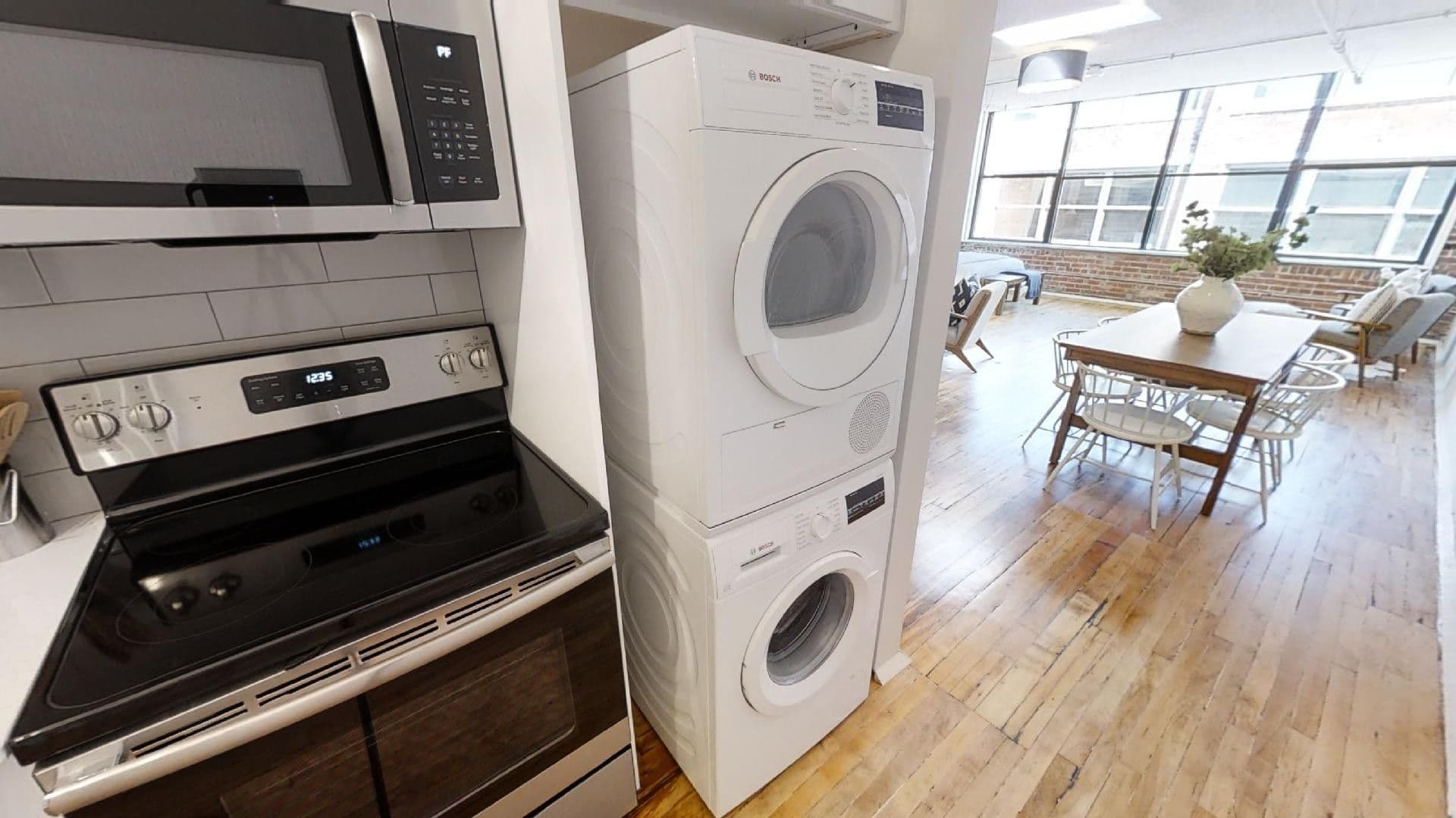 Kansas City Apartment: 201 Wyandotte St