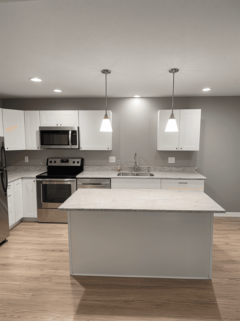 Fairway Apartment: 2900 W. 53rd Street