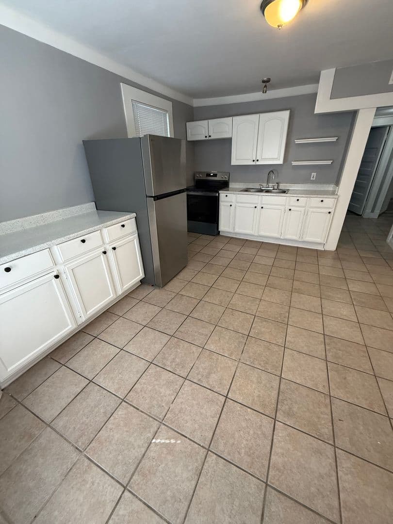 Kansas City Apartment: 3720 Walnut St