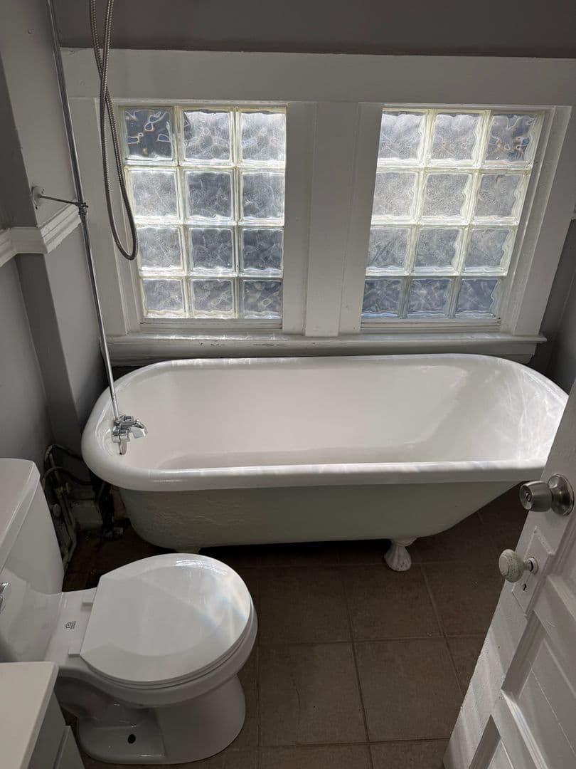 Kansas City Apartment: 3720 Walnut St