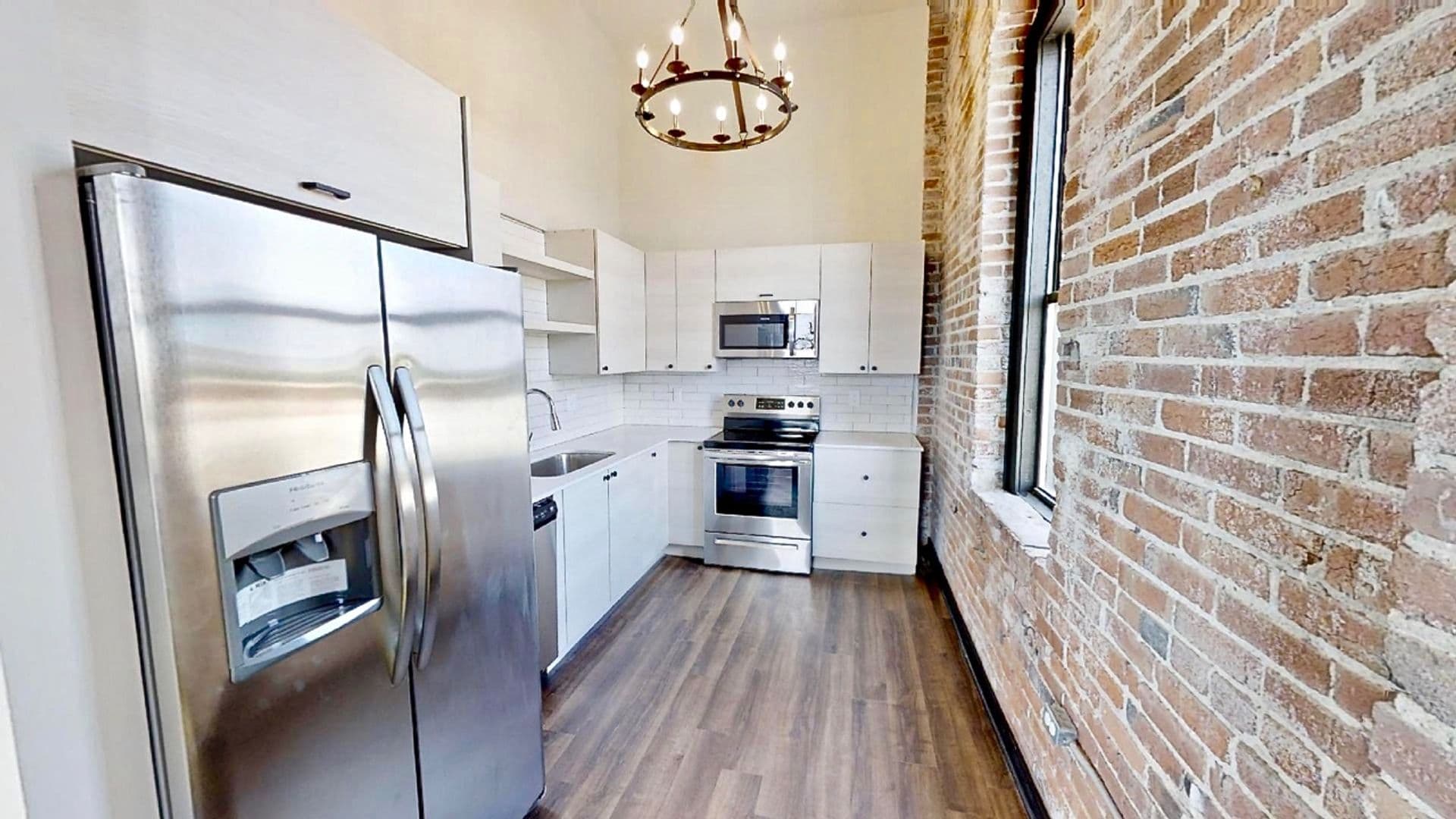 Kansas City Apartment: 425 Washington St