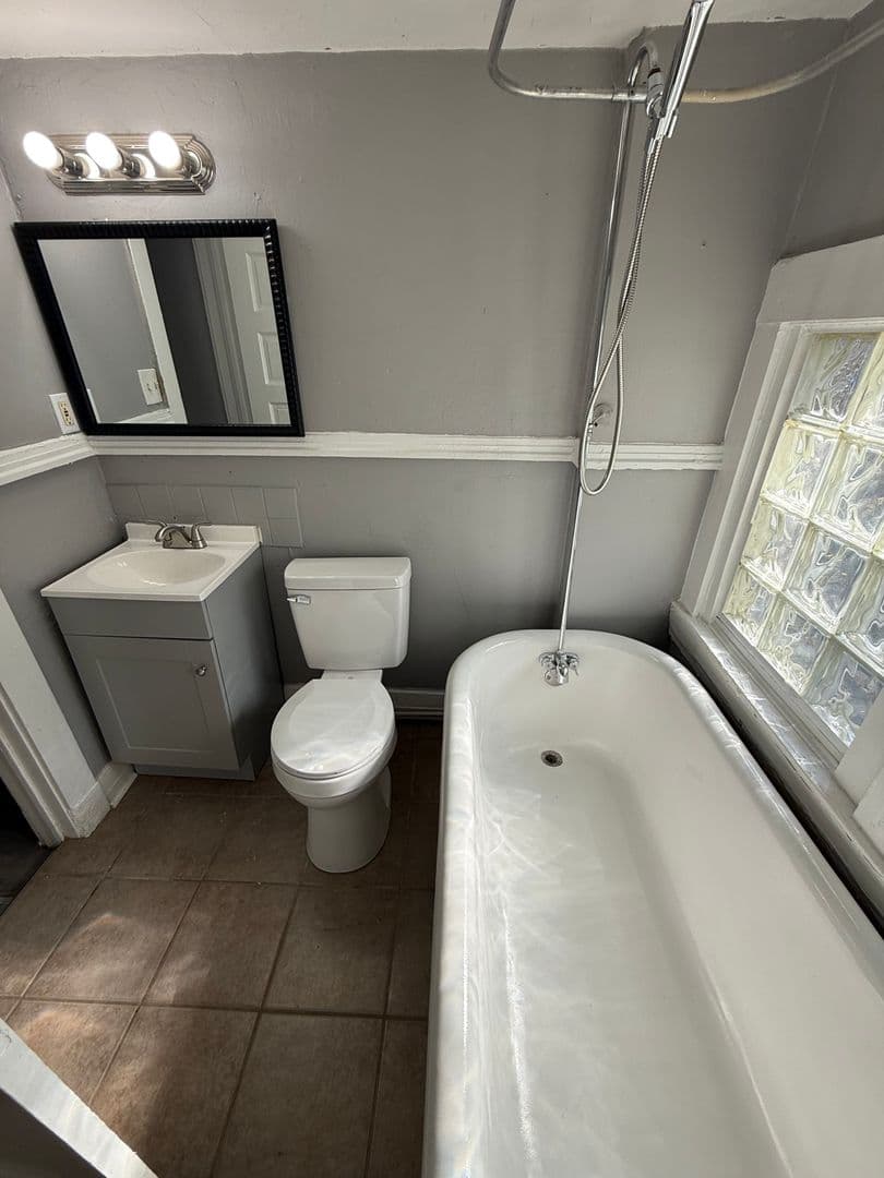 Kansas City Apartment: 3720 Walnut St