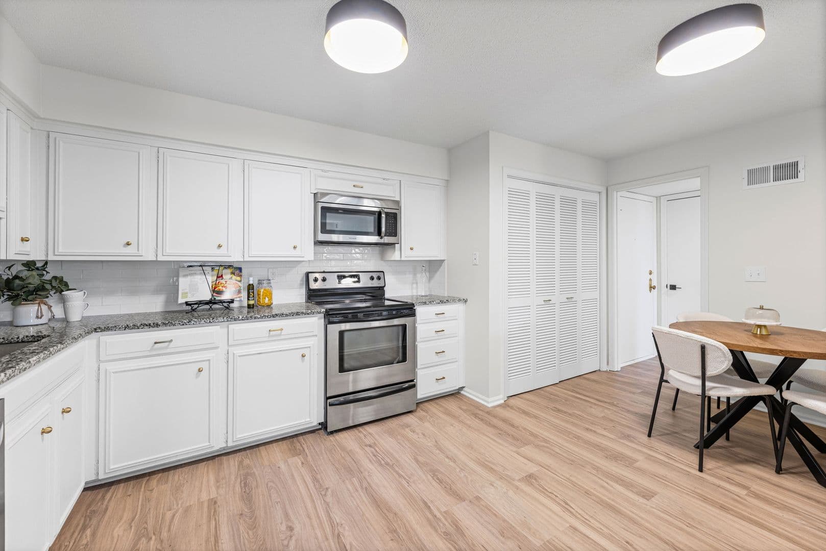 Fairway Apartment: 2900 W. 53rd Street