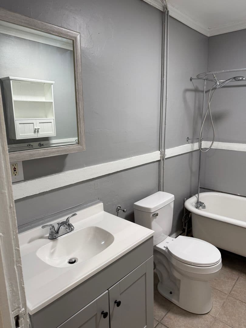 Kansas City Apartment: 3720 Walnut St