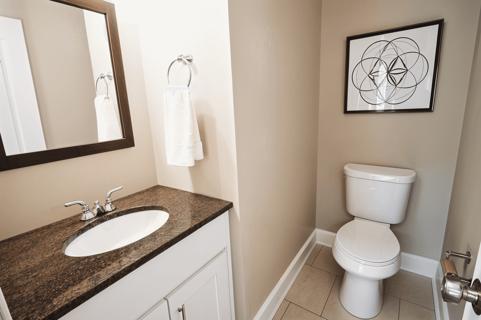 Kansas City Apartment: 4427 Holly Street