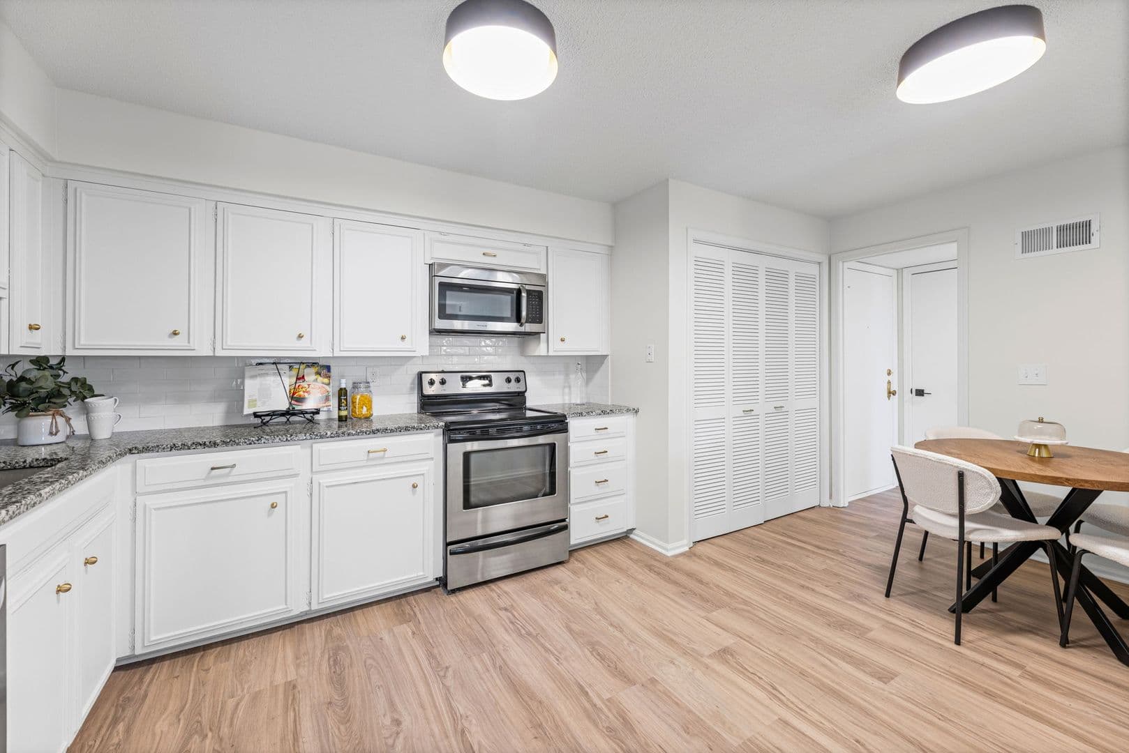 Fairway Apartment: 2900 W. 53rd Street