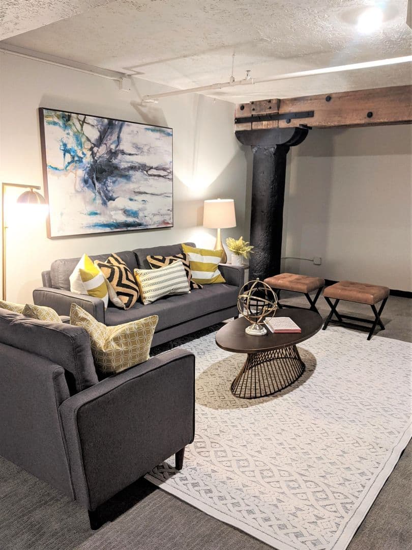 Kansas City Apartment: 425 Washington St