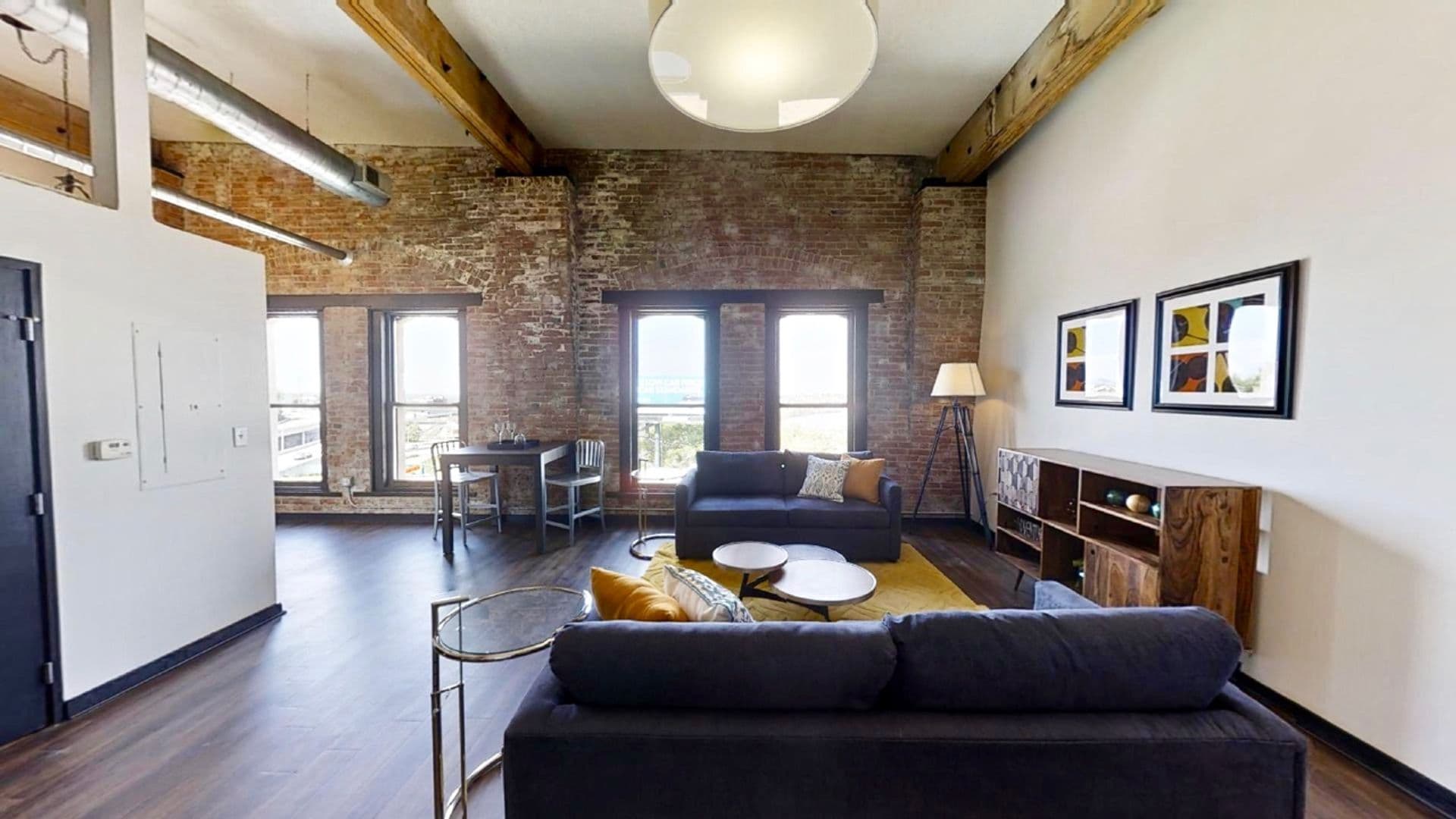 Kansas City Apartment: 425 Washington St