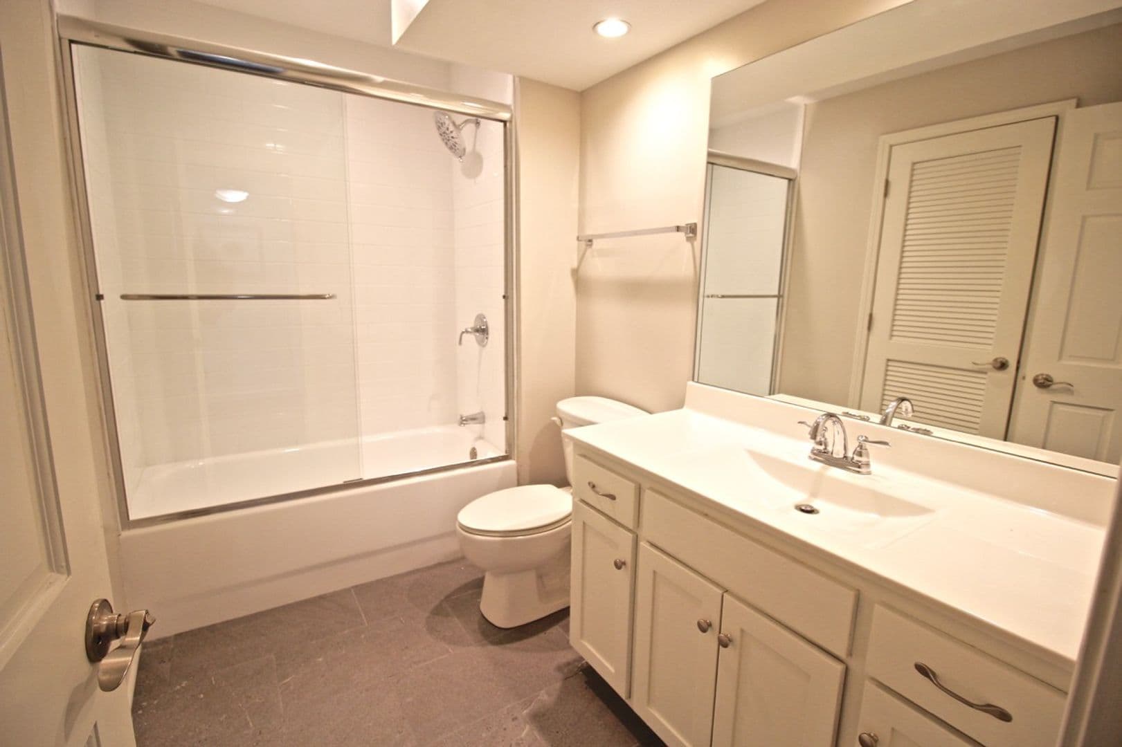 Kansas City Apartment: 4415 Jefferson Street