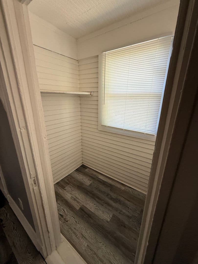 Kansas City Apartment: 3720 Walnut St