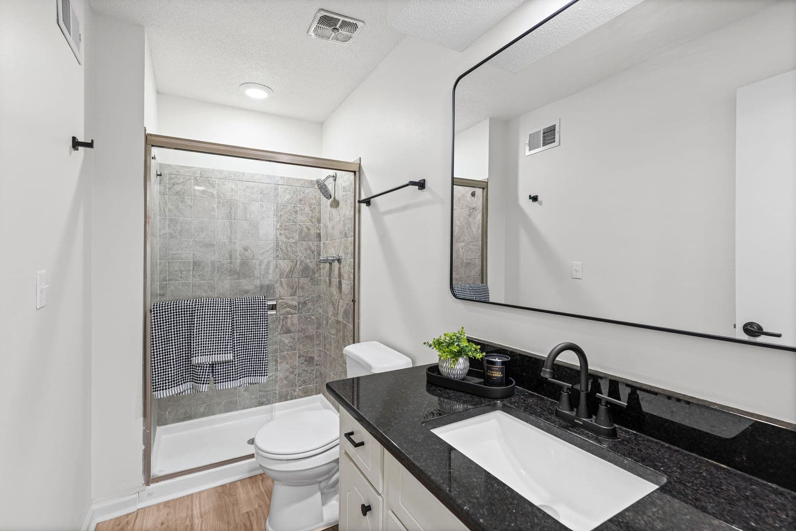 Fairway Apartment: 2900 W. 53rd Street
