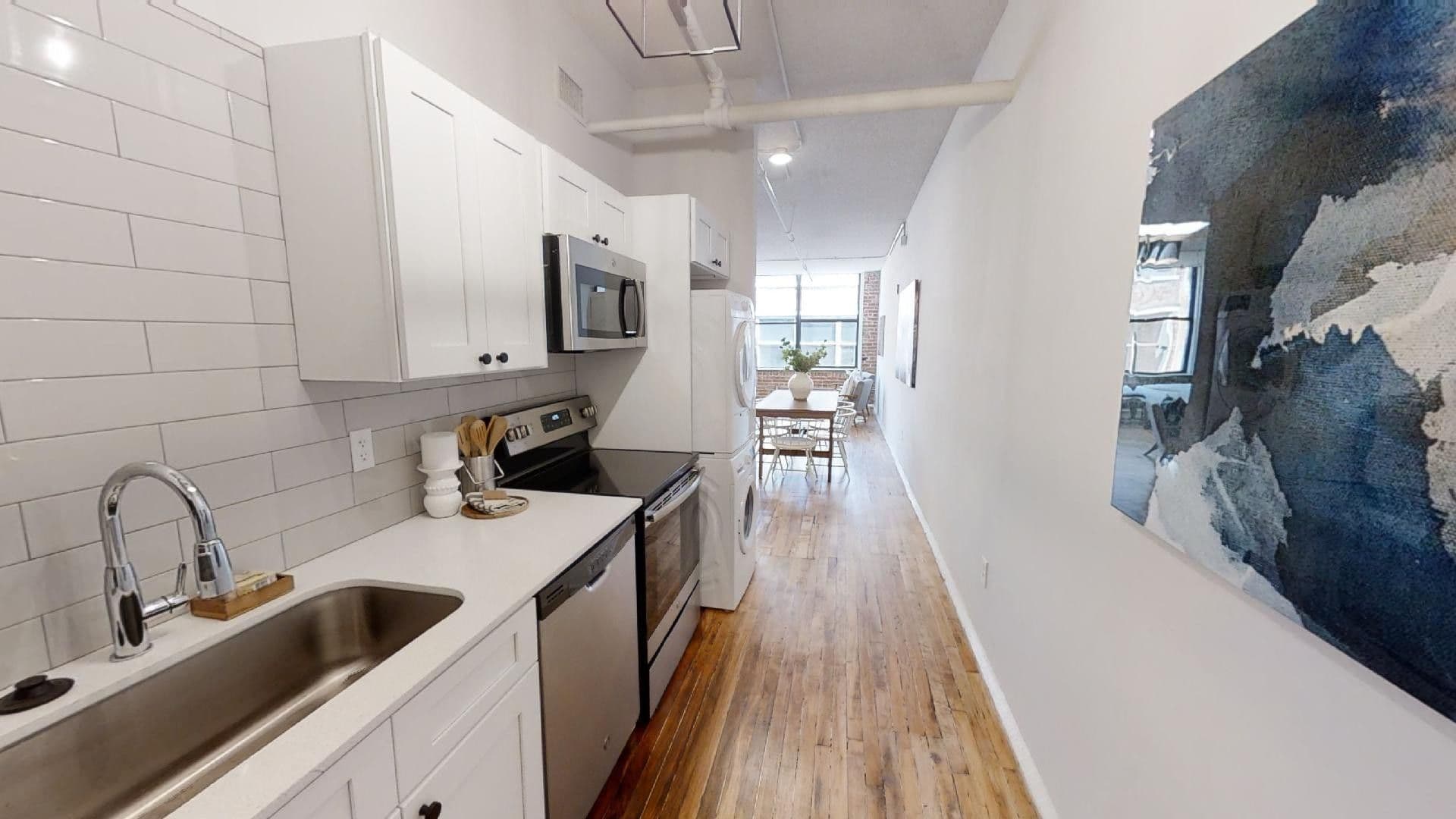 Kansas City Apartment: 201 Wyandotte St