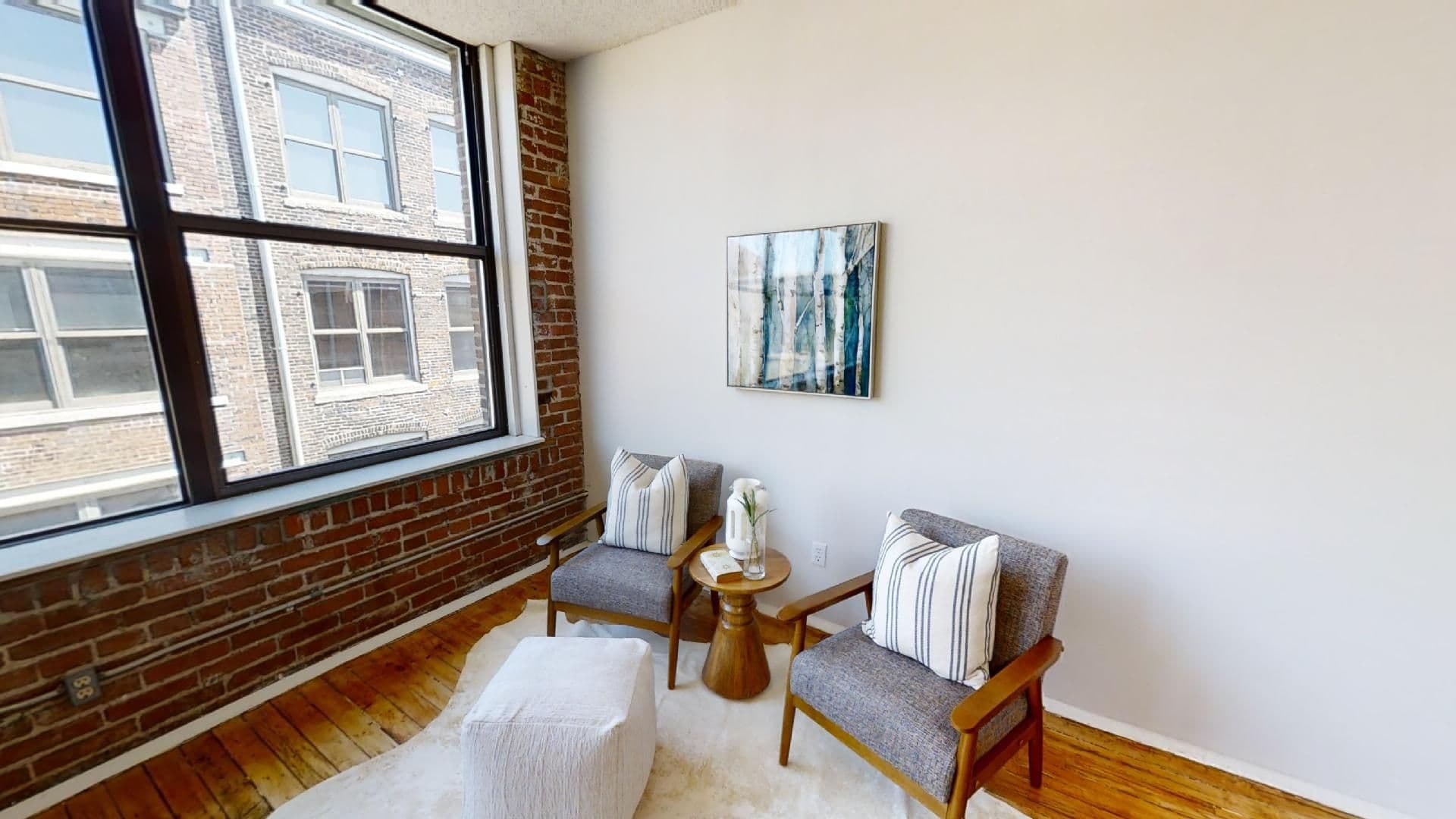 Kansas City Apartment: 201 Wyandotte St