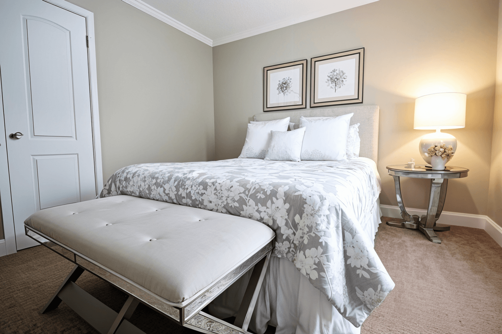 Kansas City Apartment: 4427 Holly Street