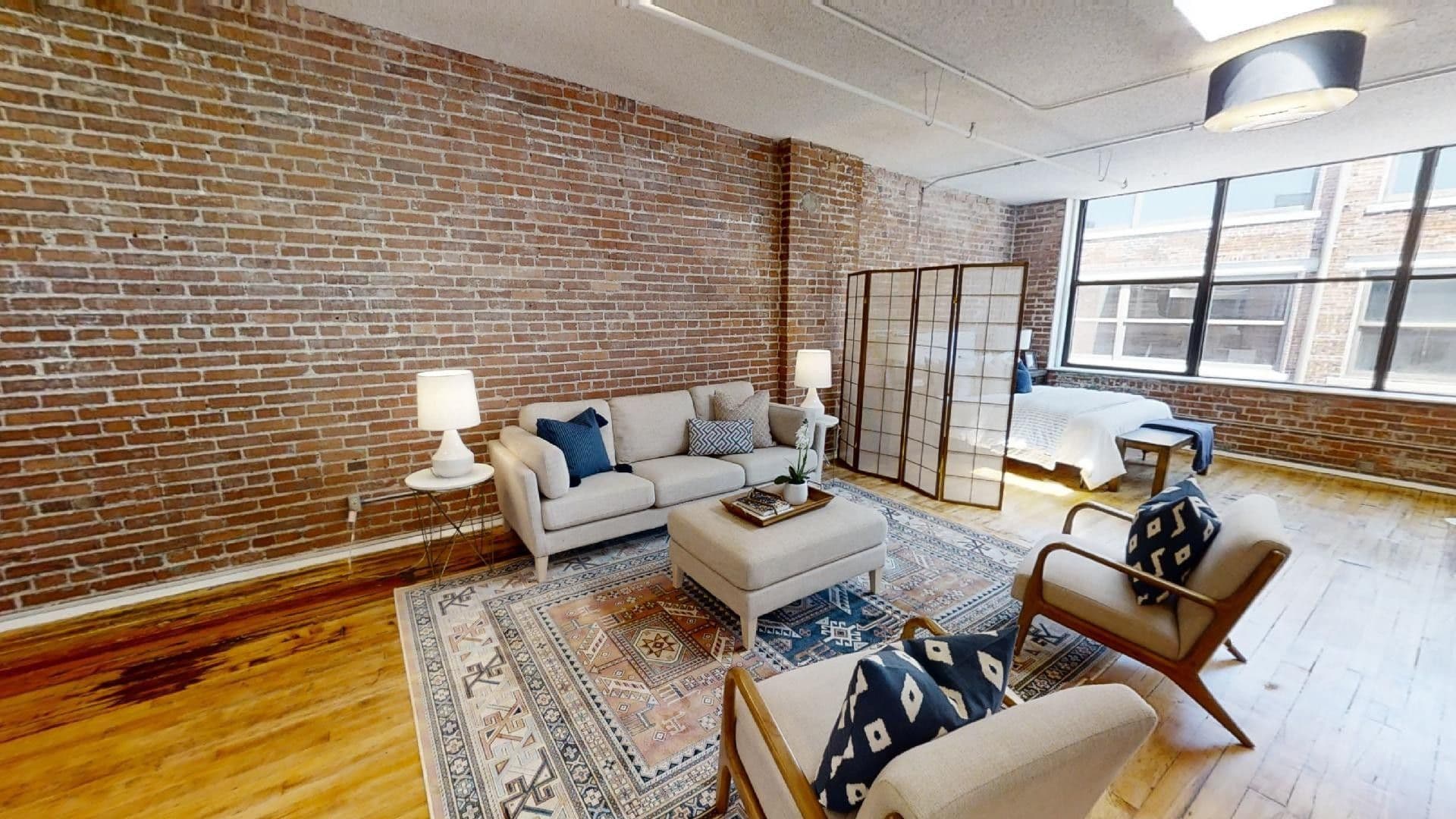 Kansas City Apartment: 201 Wyandotte St