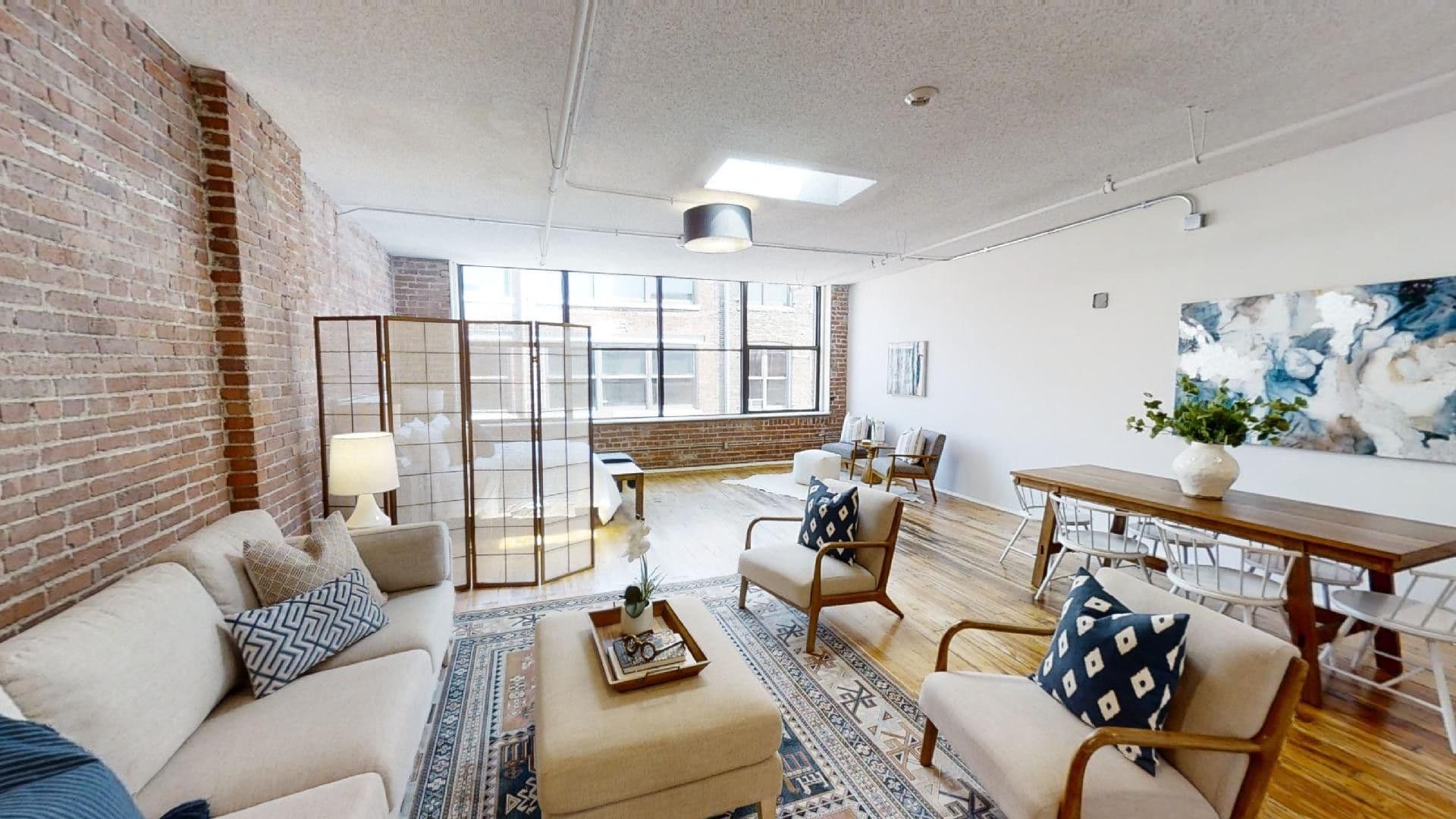 Kansas City Apartment: 201 Wyandotte St