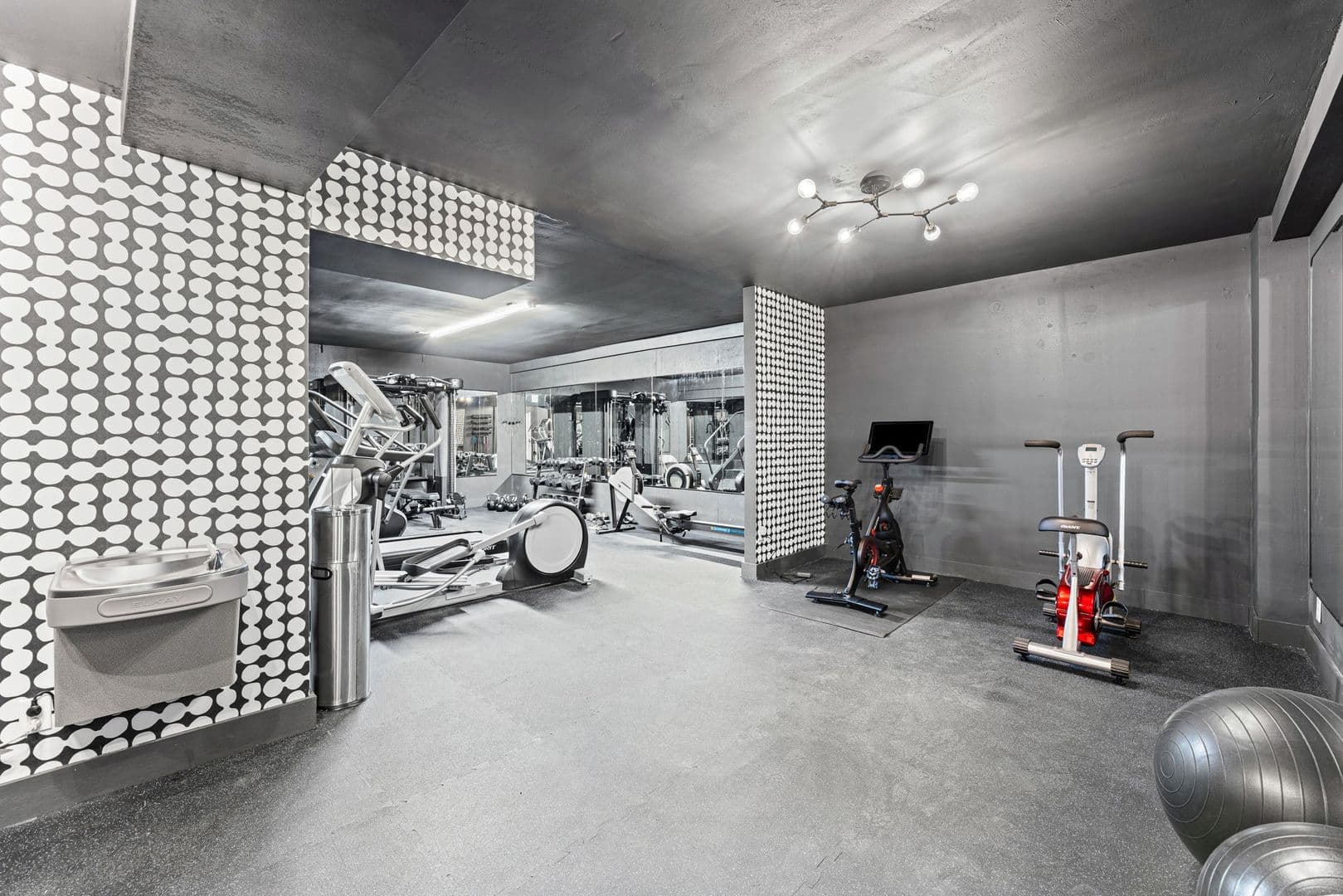 Fairway Apartment: 2900 W. 53rd Street