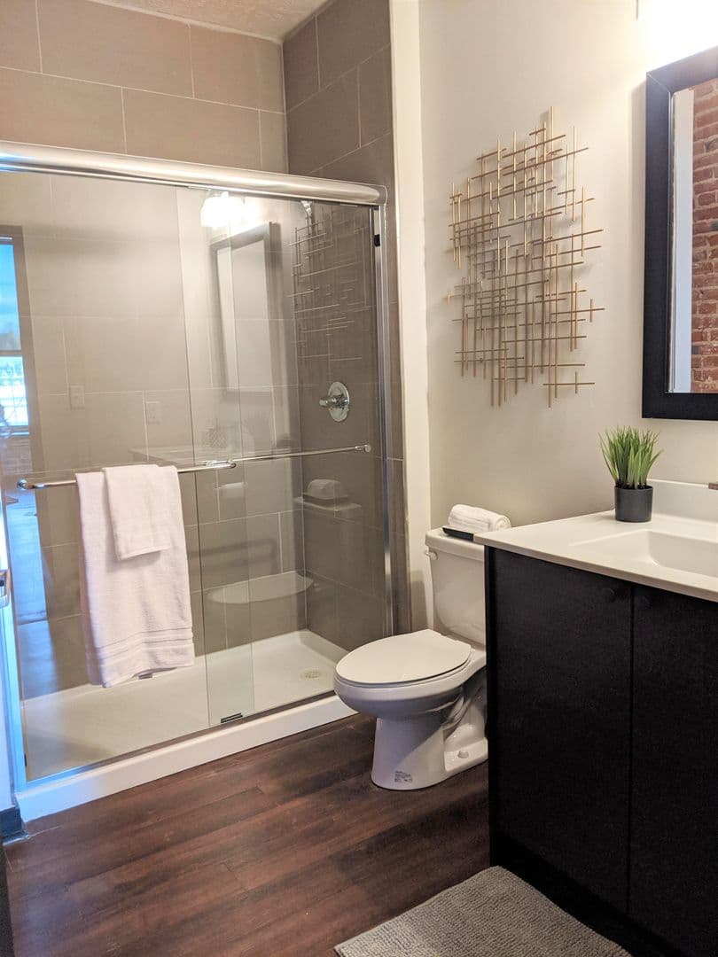 Kansas City Apartment: 425 Washington St