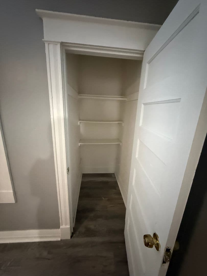 Kansas City Apartment: 3720 Walnut St