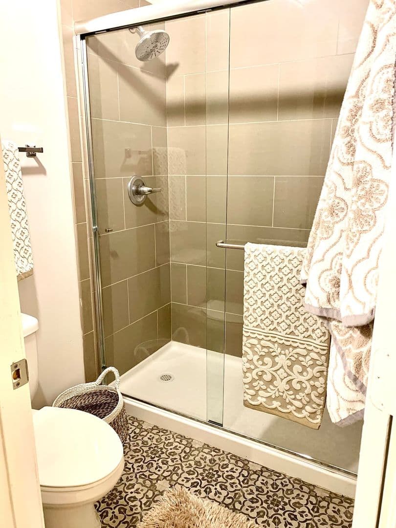 Kansas City Apartment: 218 Delaware St
