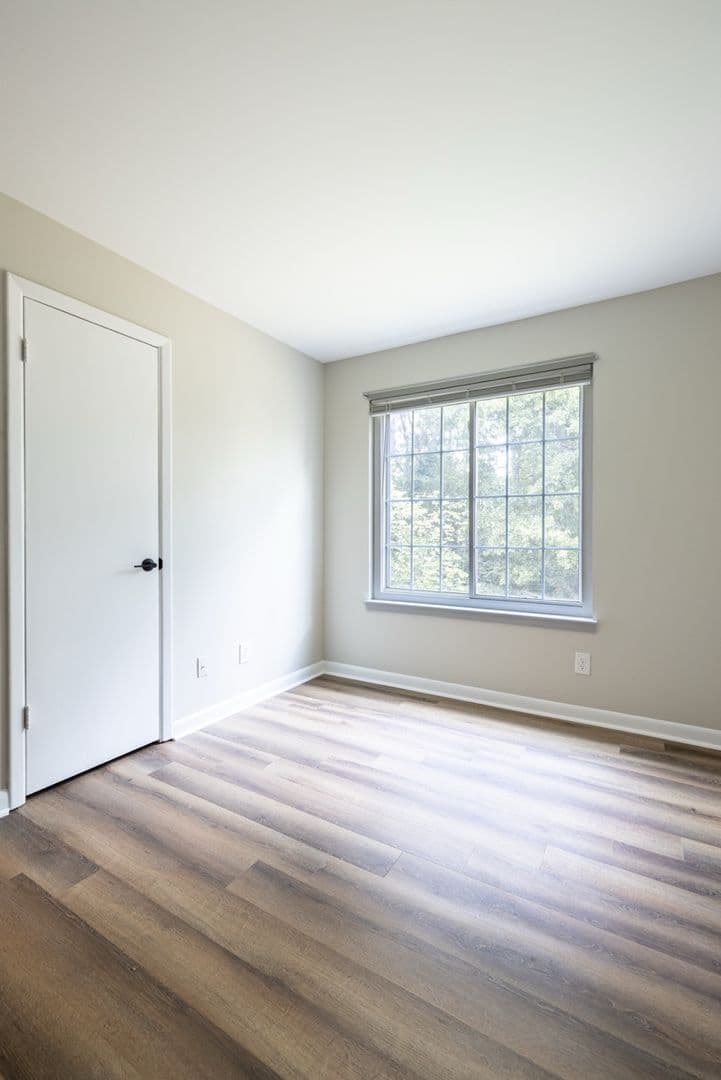 Clemson Apartment: 220 Elm St Apt 623
