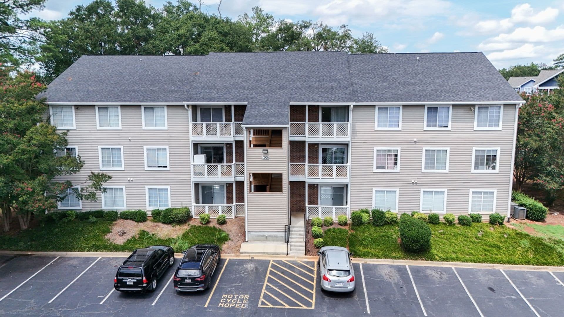 Clemson Apartment: 220 Elm St Apt 623