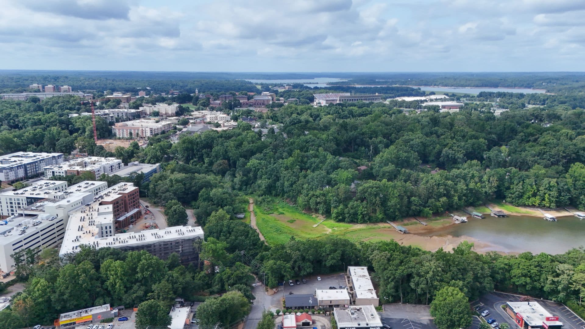 Clemson Apartment: 235 Keowee Trl