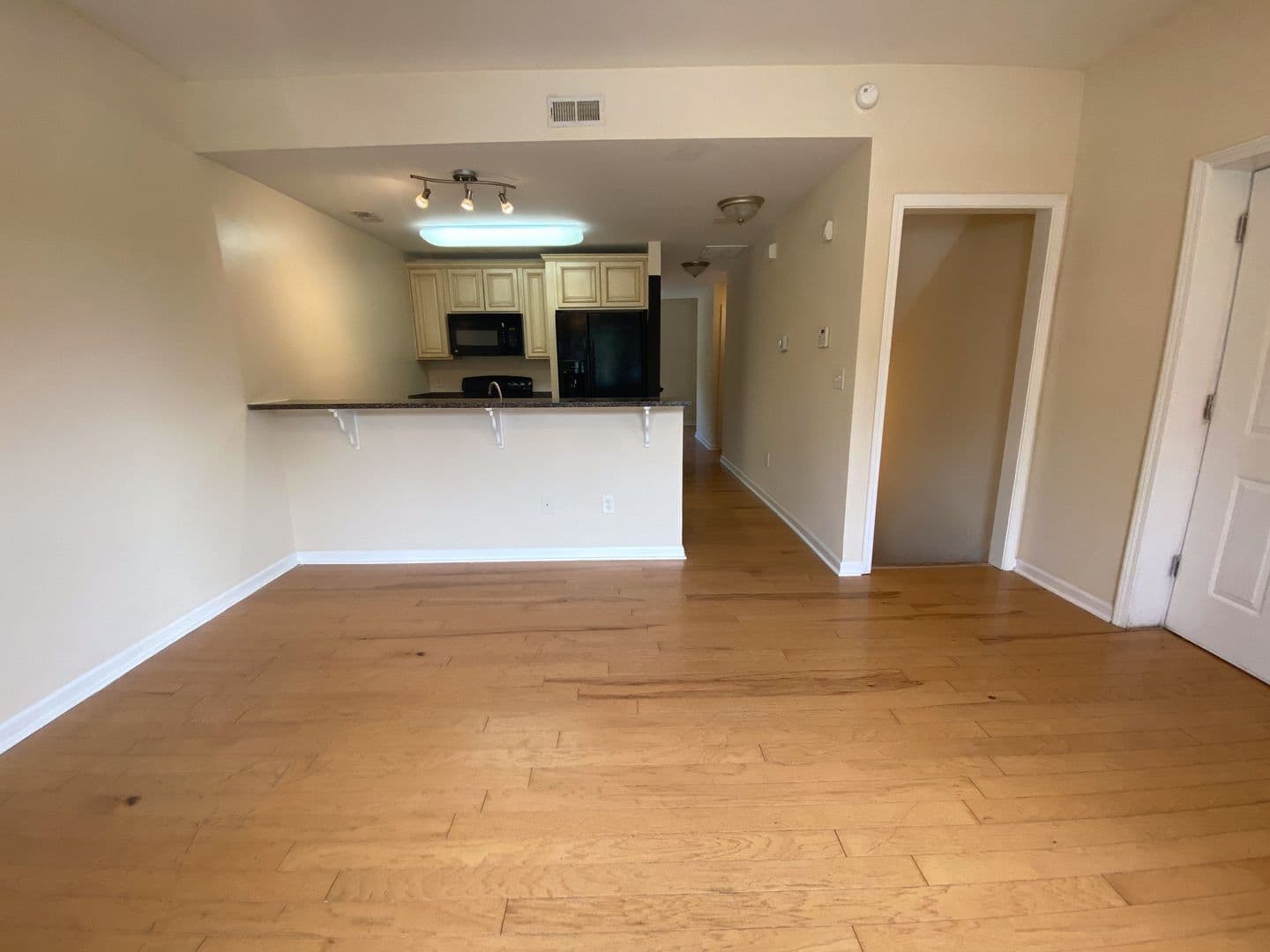 Pendleton Apartment: 11 Maverick Dr