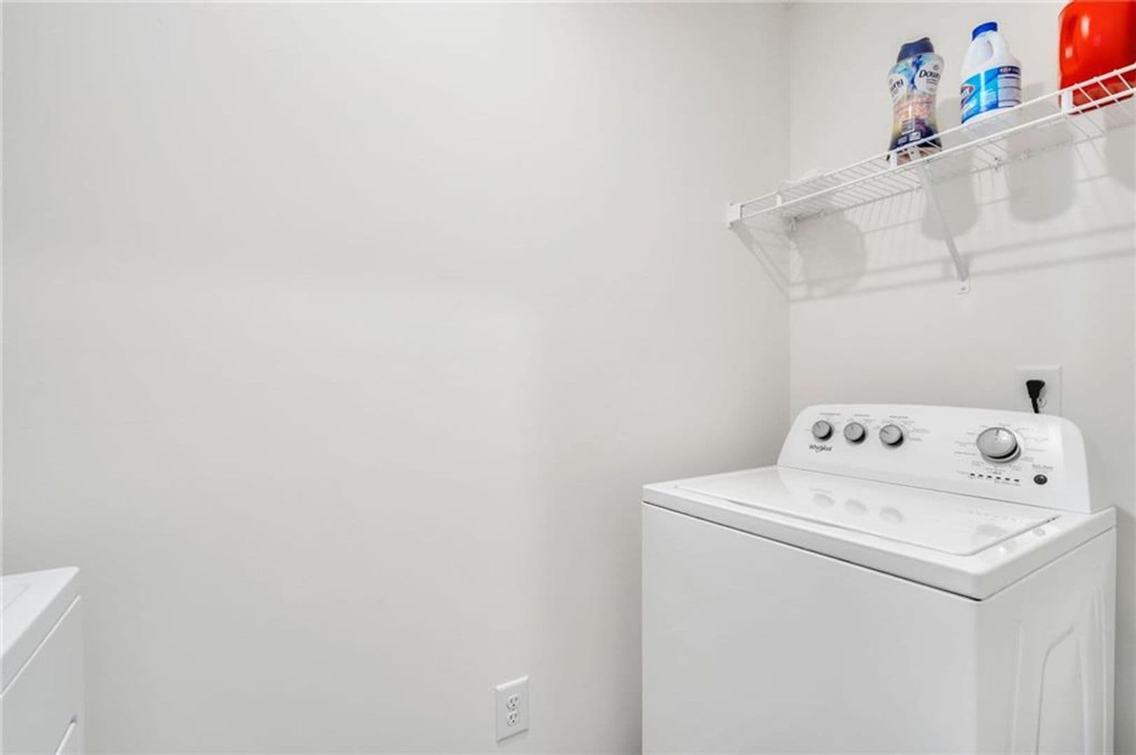 Pendleton House: 463 Seaborn Cir
