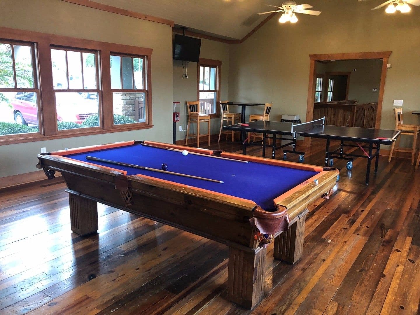 Seneca Apartment: 1301 Harts Ridge Dr