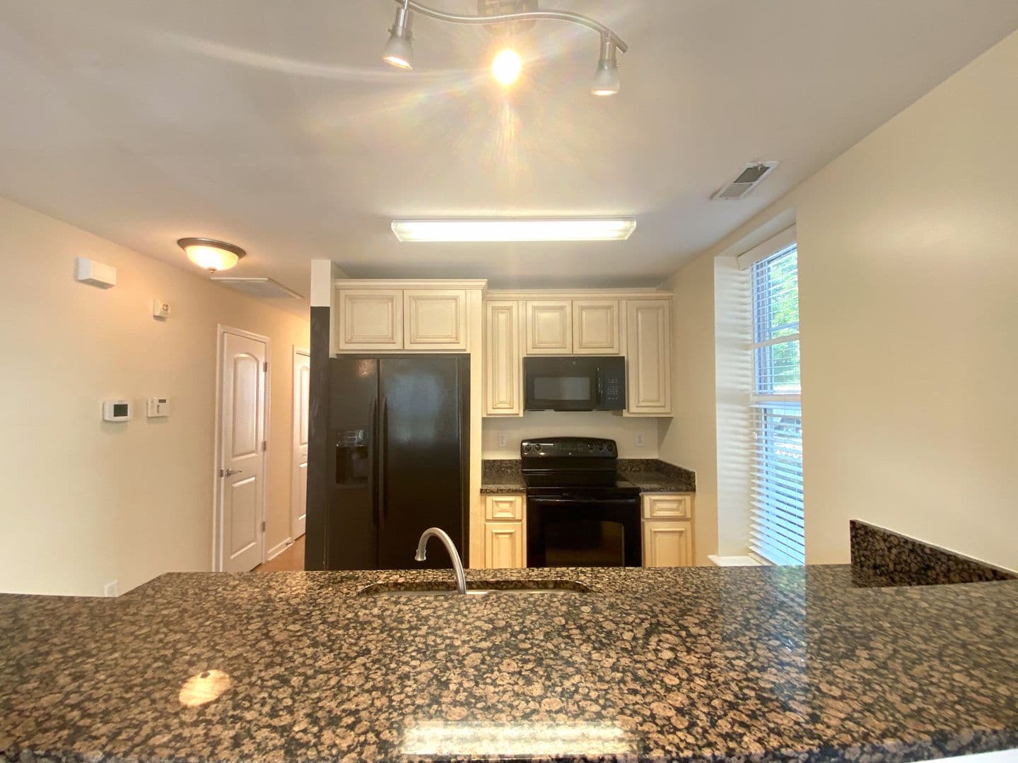 Pendleton Apartment: 11 Maverick Dr