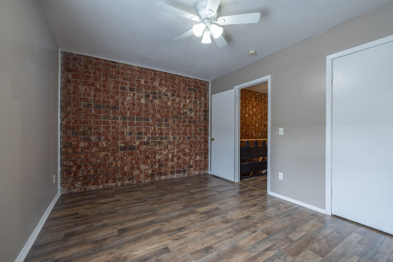 Clemson Apartment: 235 Keowee Trl