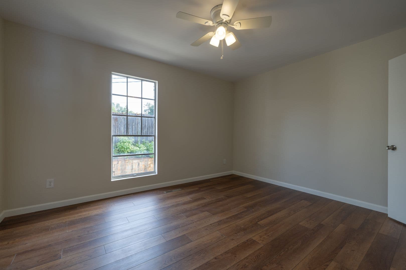 Clemson Apartment: 235 Keowee Trl