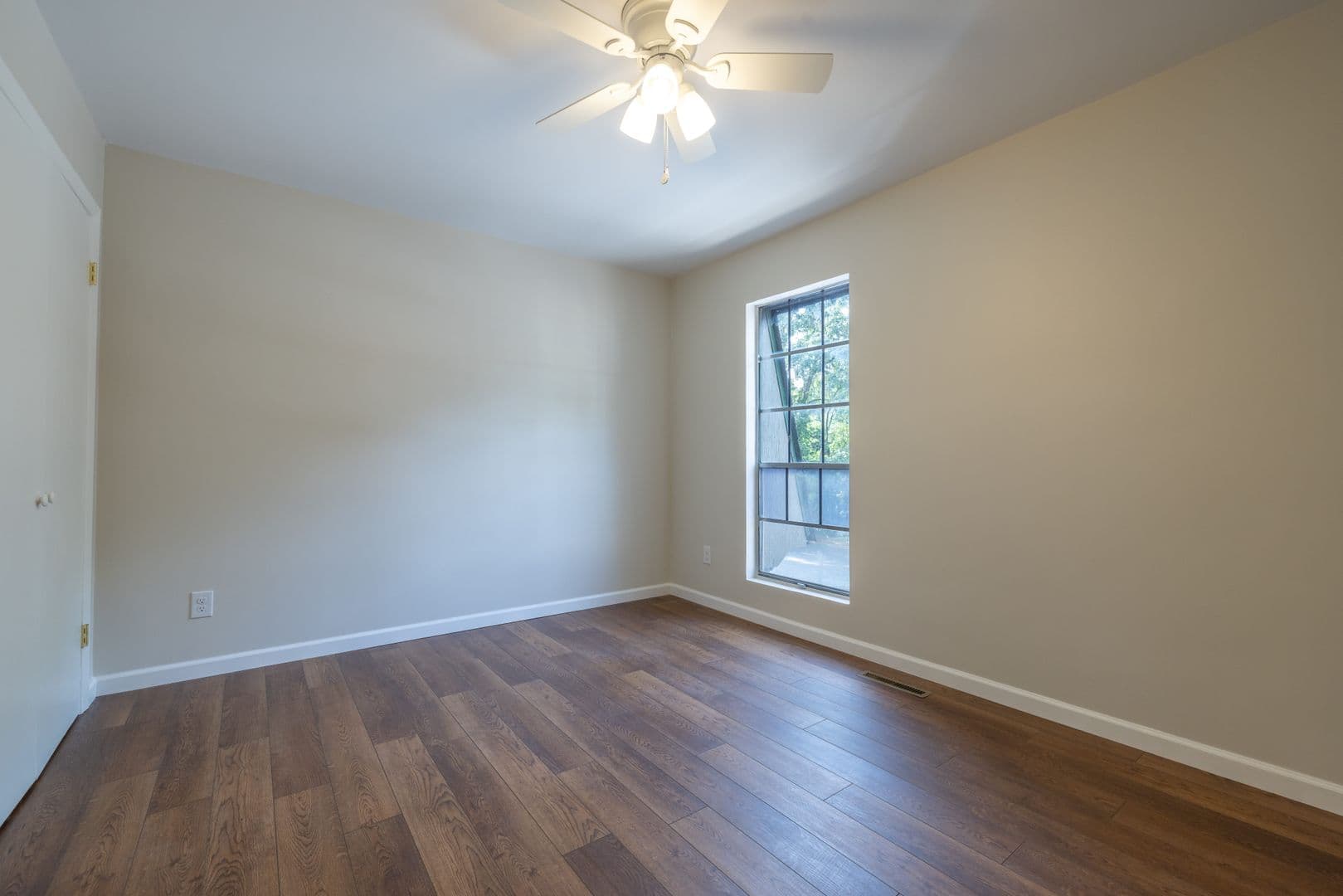 Clemson Apartment: 235 Keowee Trl