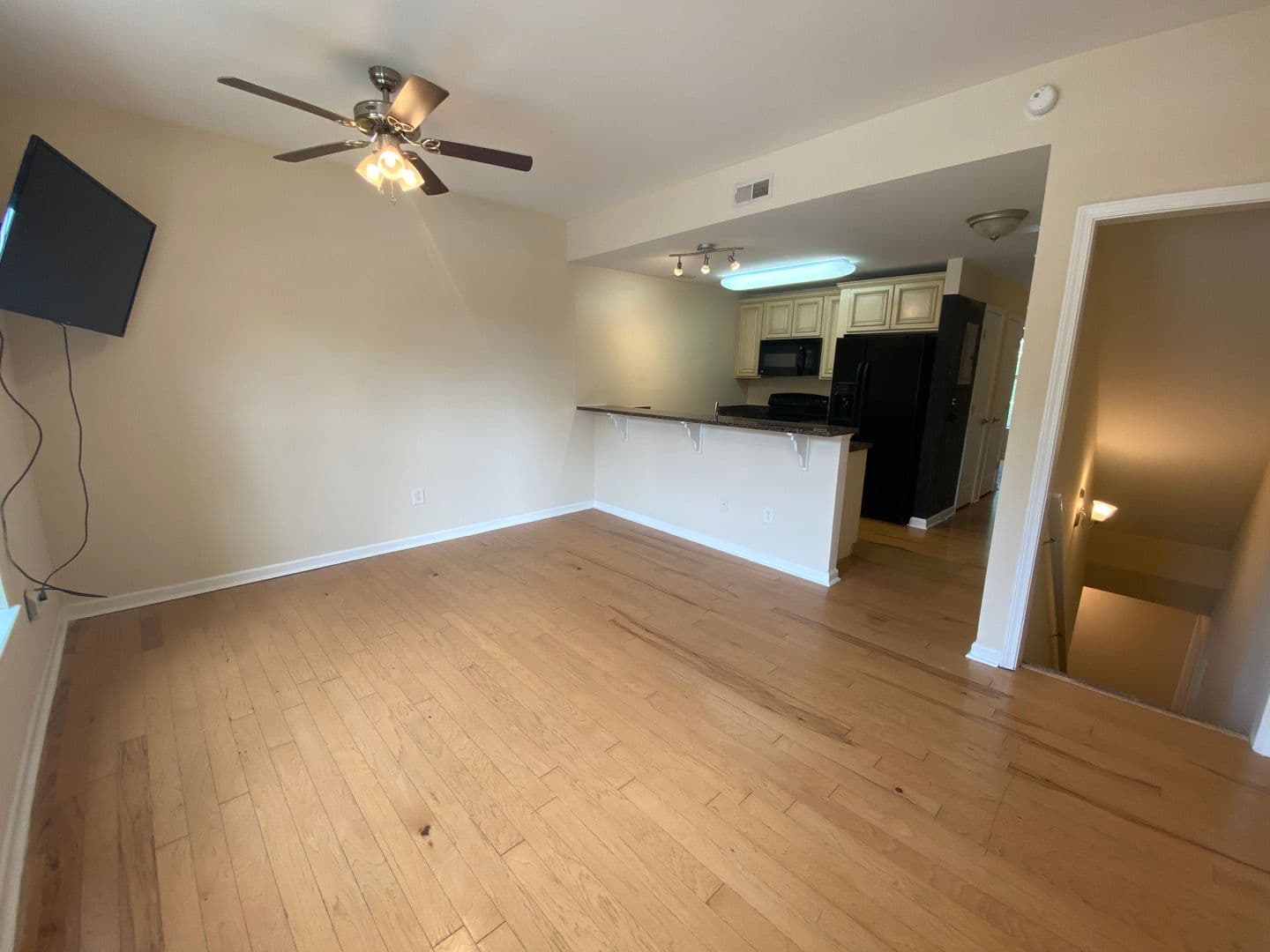 Pendleton Apartment: 11 Maverick Dr