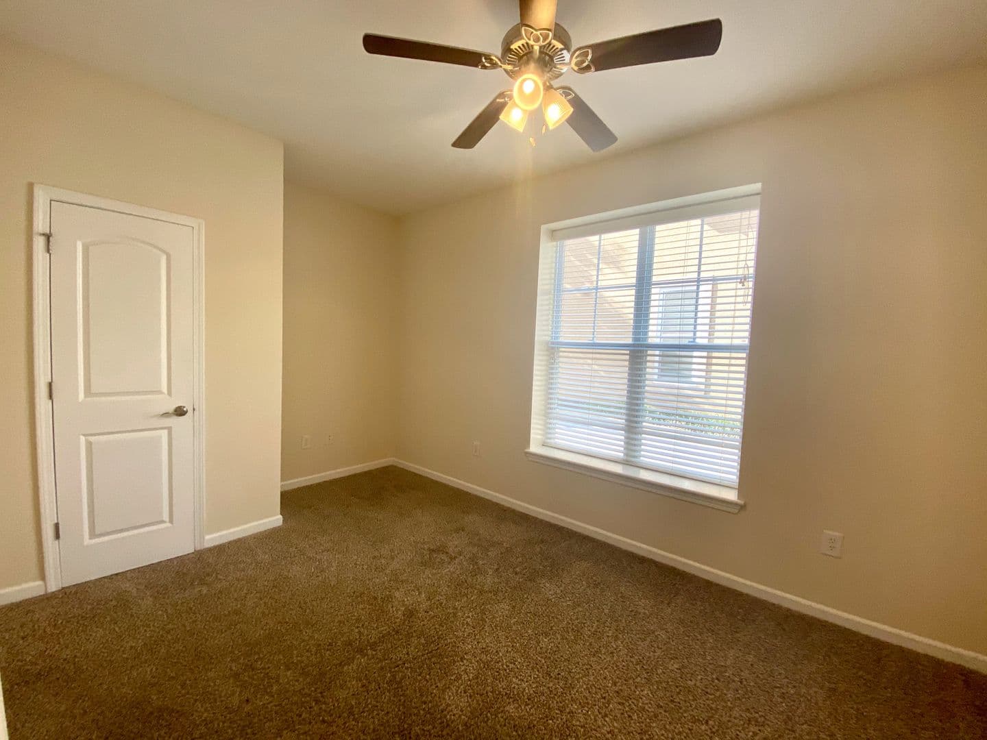 Pendleton Apartment: 11 Maverick Dr