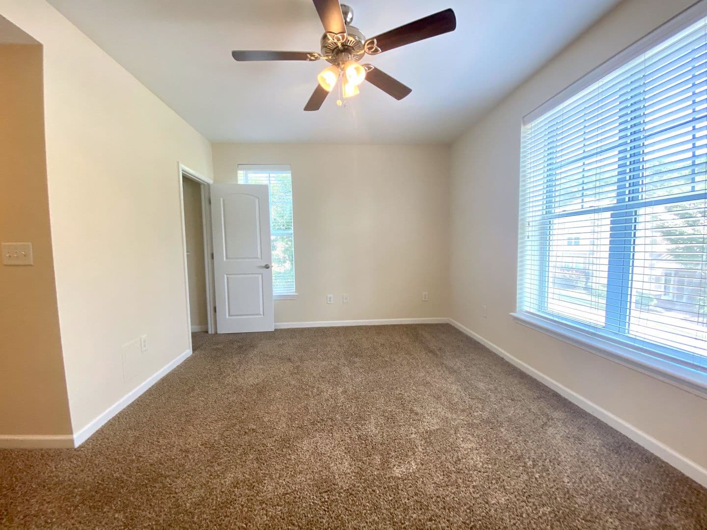 Pendleton Apartment: 11 Maverick Dr