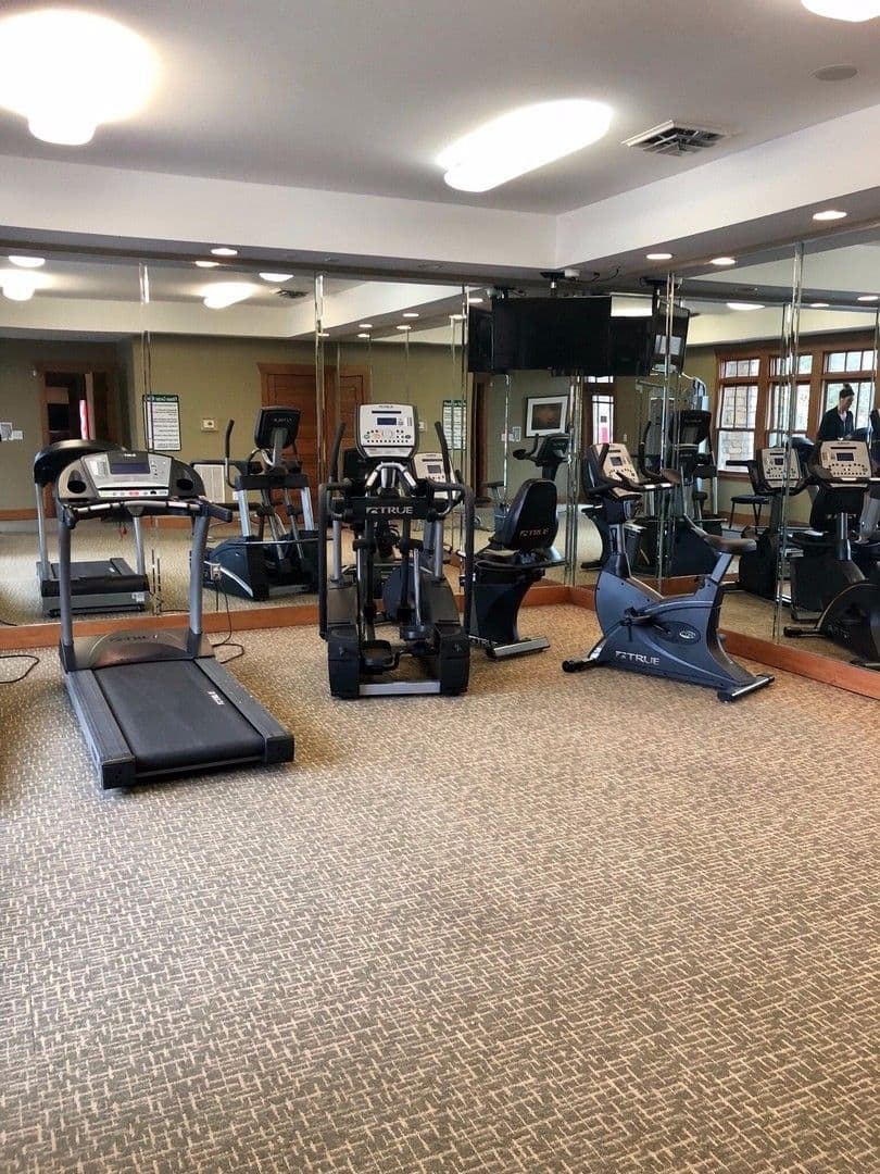 Seneca Apartment: 1301 Harts Ridge Dr