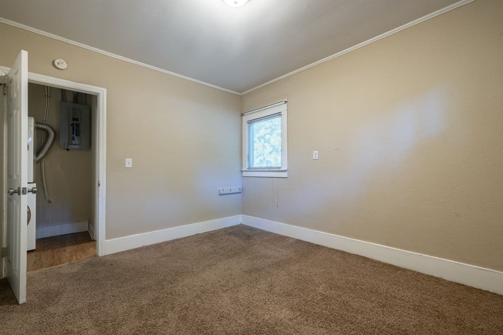Clemson Apartment: 270 Riggs Dr