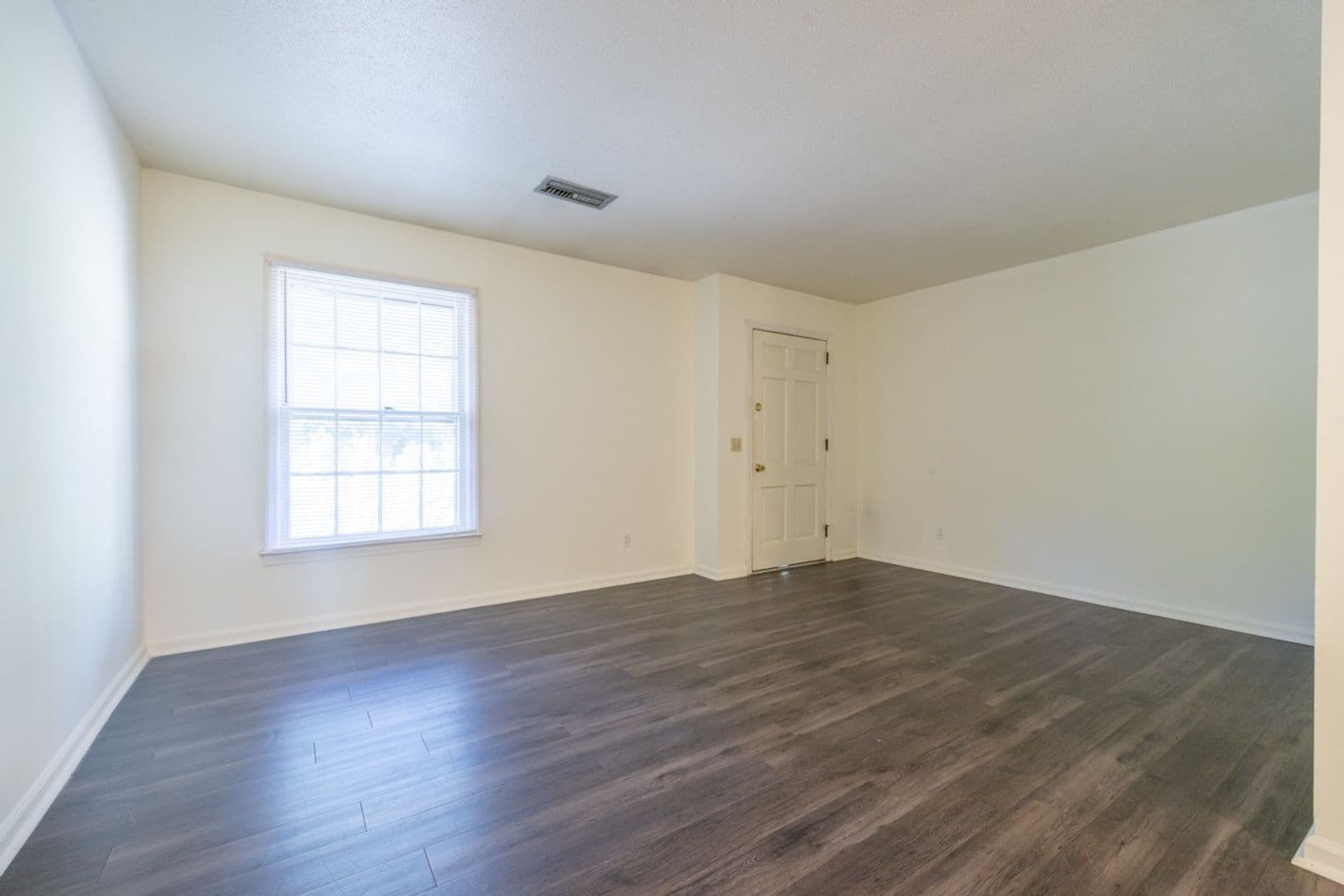 Clemson Apartment: 106 Strode Circle