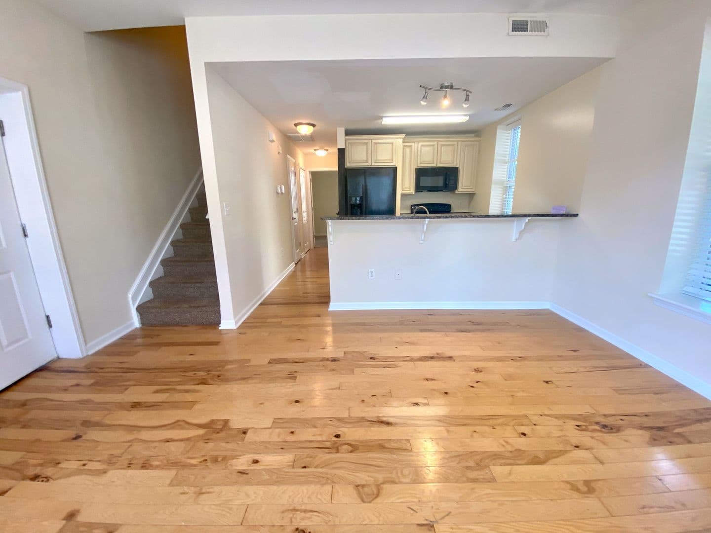 Pendleton Apartment: 11 Maverick Dr