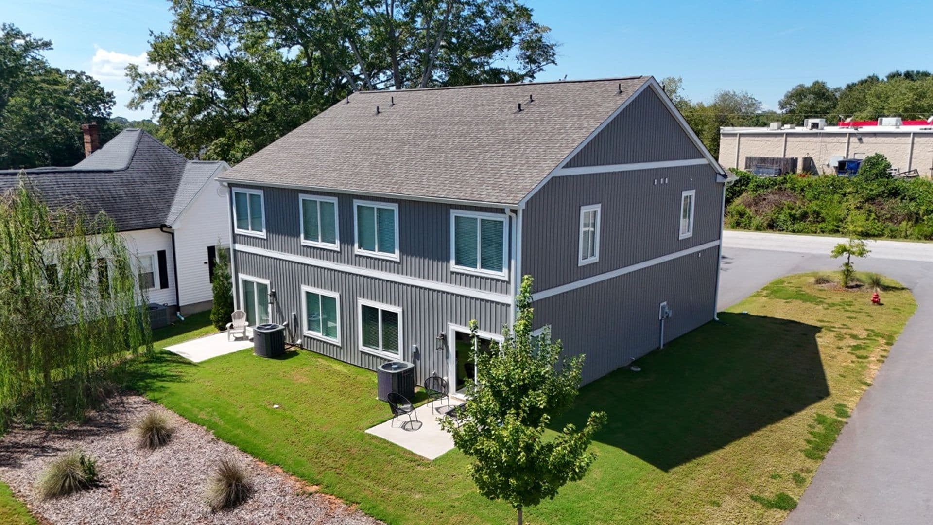 Central Apartment: 506 Tarrant St