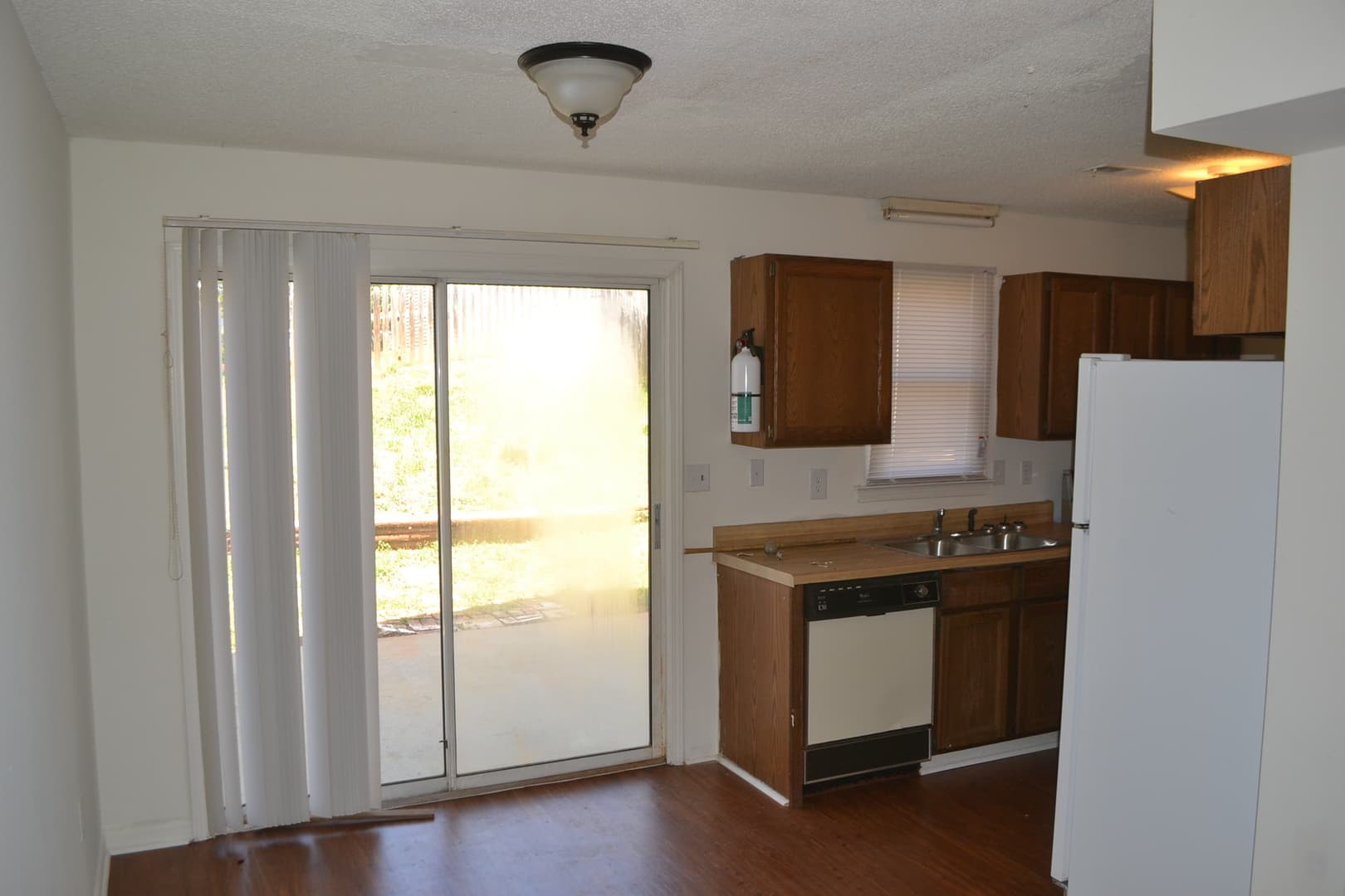 Central House: 118 Franklin Dr