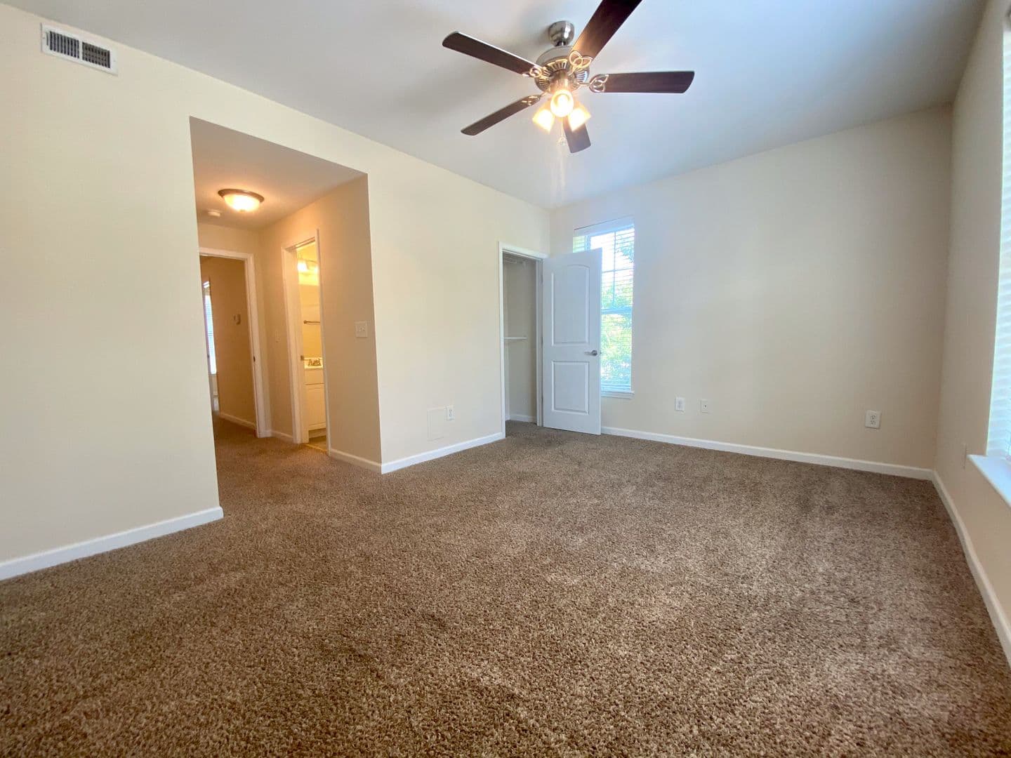 Pendleton Apartment: 11 Maverick Dr