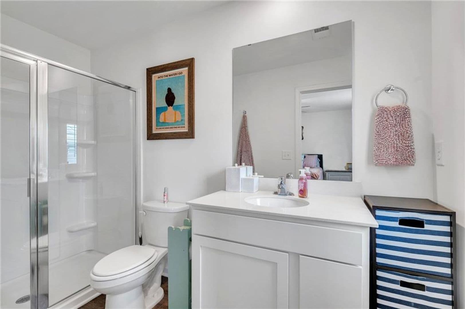Pendleton House: 463 Seaborn Cir