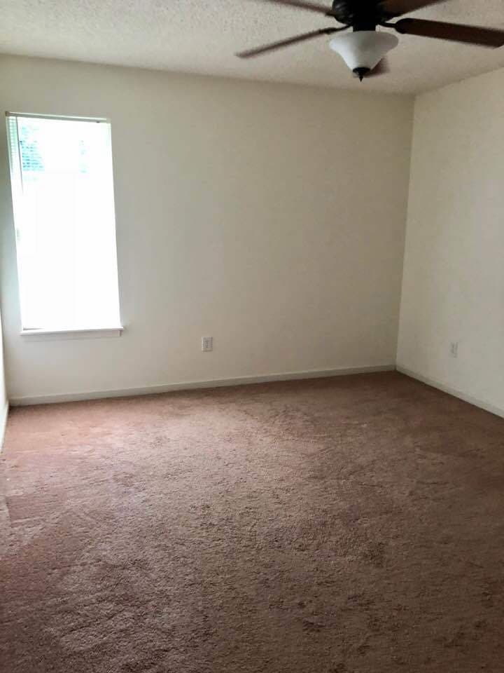 Clemson House: 108 Pine Ridge Ln